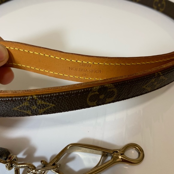 Louis Vuitton Leash - Picture 7 of 8